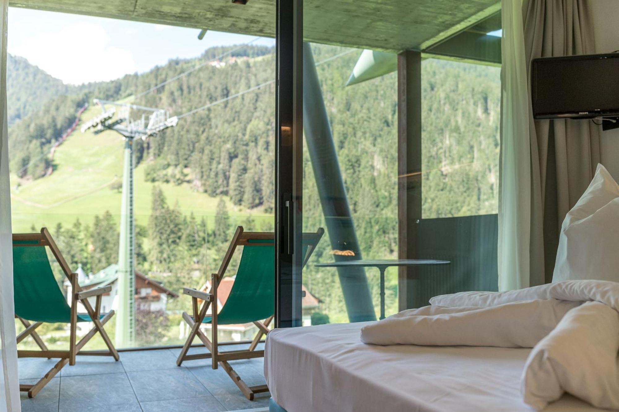 Al Plan Hotel Oldtimer Dolomites St. Vigil Zimmer foto